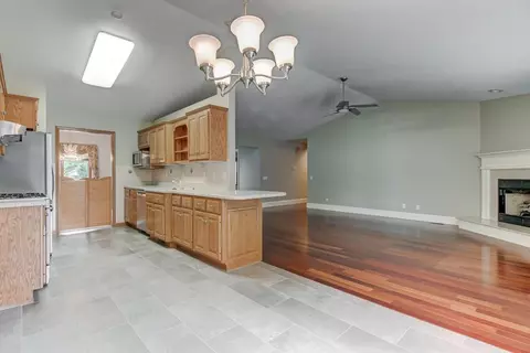 2504 Shadow Chaser Dr, Springfield, IL 62711 photo 7