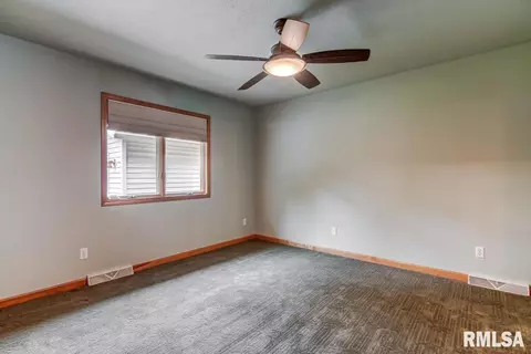 2504 Shadow Chaser Dr, Springfield, IL 62711 photo 30