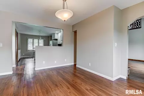 23 Lucerne Dr, Springfield, IL 62702 photo 6