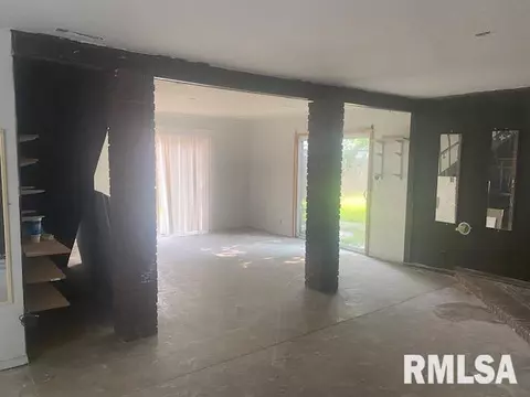 1020 N Wesley St, Springfield, IL 62702 photo 8