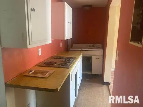 1020 N Wesley St, Springfield, IL 62702 photo 13