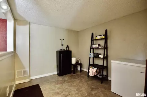 2305 S Park Dr, Springfield, IL 62704 photo 31