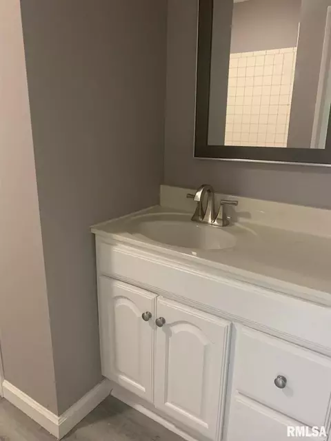 3417 S 2nd St, Springfield, IL 62703 photo 8