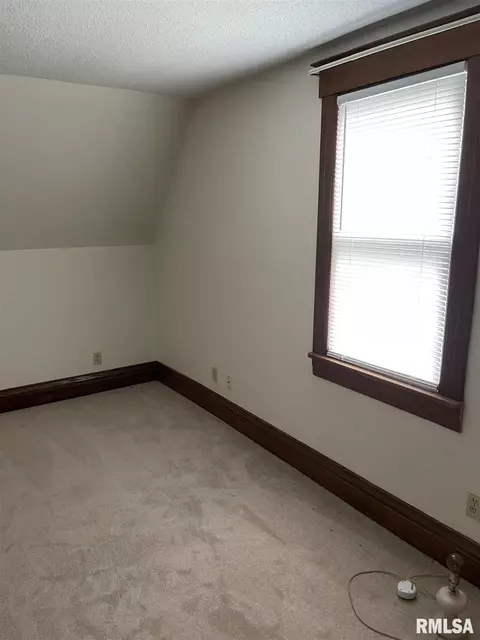 1420 Carolina Ave, Springfield, IL 62702 photo 7