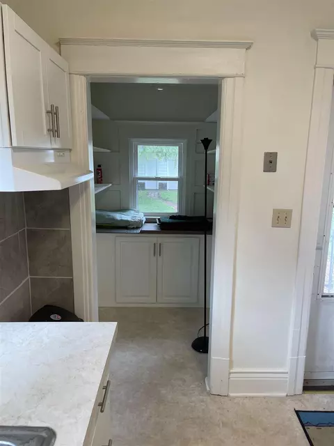 1420 Carolina Ave, Springfield, IL 62702 photo 9