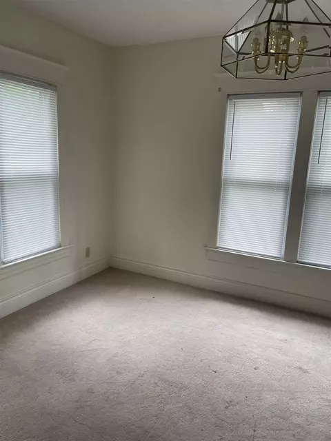 1420 Carolina Ave, Springfield, IL 62702 photo 3