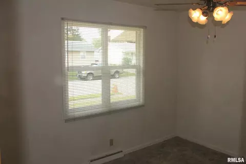 2416 Queensway Rd, Springfield, IL 62703 photo 19