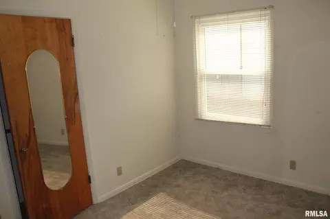 2416 Queensway Rd, Springfield, IL 62703 photo 21