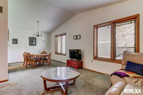 508 Golf Rd, Springfield, IL 62704 photo 8