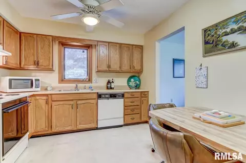 508 Golf Rd, Springfield, IL 62704 photo 10