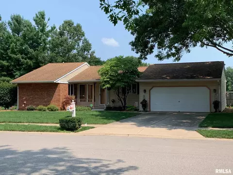 83 Brighton, Springfield, IL 62702 photo 1