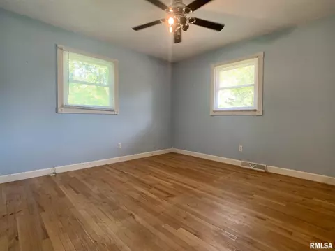 809 Roanoke Dr, Springfield, IL 62702 photo 19