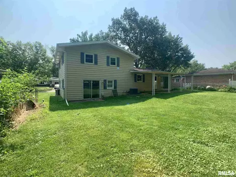 809 Roanoke Dr, Springfield, IL 62702 photo 7
