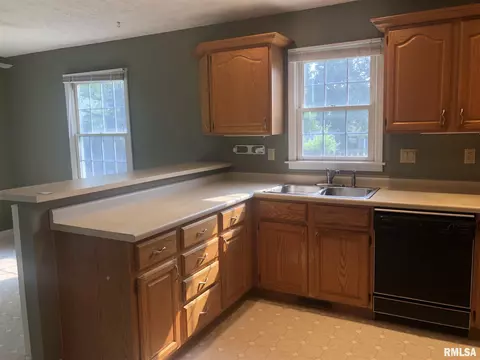 4105 Benjamin St, Springfield, IL 62703 photo 7