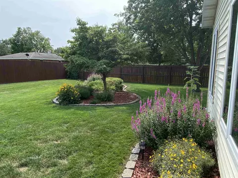 806 W Monroe St, Athens, IL 62613 photo 35