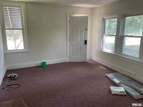 1509 N 8th St, Springfield, IL 62702 photo 3