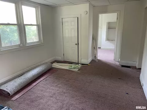 1509 N 8th St, Springfield, IL 62702 photo 2