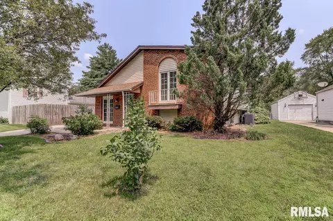 2505 Somerton Rd, Springfield, IL 62701 photo 4