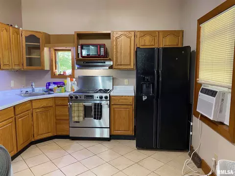8434 Thomas Rd, Rochester, IL 62563 photo 7