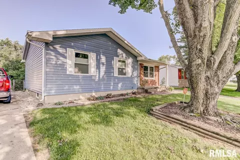2105 Scarbrough Rd, Springfield, IL 62702 photo 3