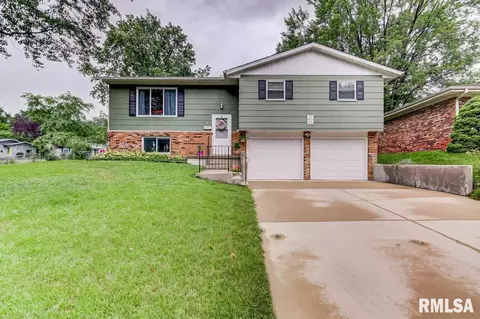 4 Eton Dr, Springfield, IL 62704 photo 1