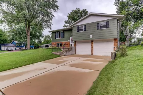 4 Eton Dr, Springfield, IL 62704 photo 3