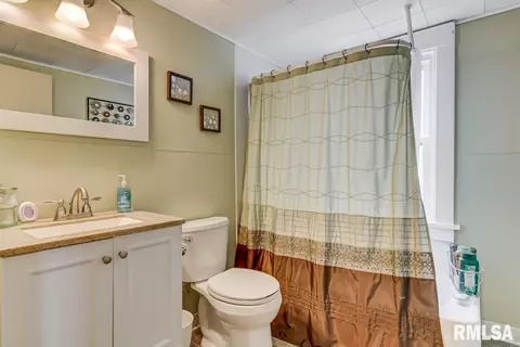 1813 Holmes Ave, Springfield, IL 62704 photo 26