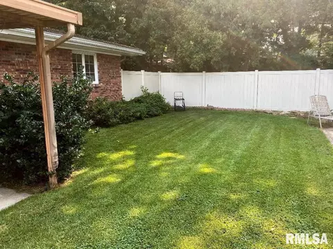 5 Twilight Ln, Springfield, IL 62712 photo 4