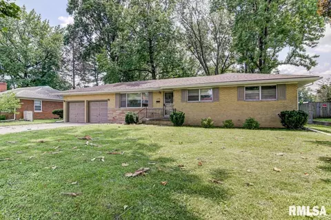 1920 Parkview Dr, Springfield, IL 62704 photo 1