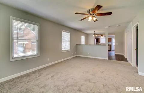 624 N Milton St, Springfield, IL 62702 photo 7