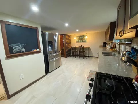 2601 E Keys Ave, Springfield, IL 62702 photo 13