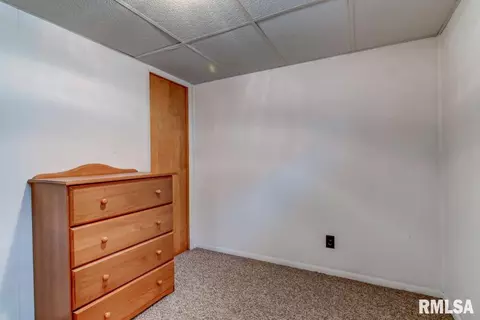 2052 N 22nd St, Springfield, IL 62702 photo 12
