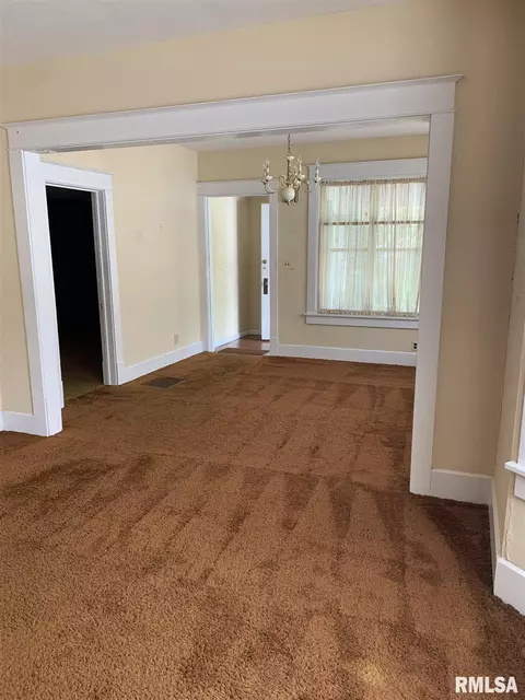 1816 S Douglas Ave, Springfield, IL 62704 photo 6