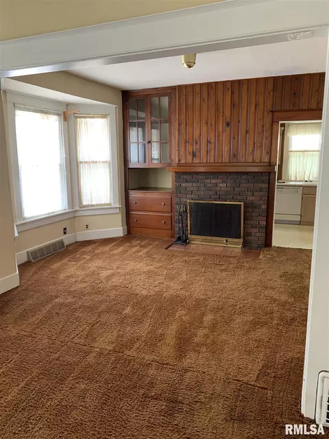 1816 S Douglas Ave, Springfield, IL 62704 photo 4
