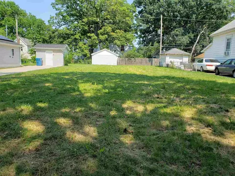 1418 N 3rd St, Springfield, IL 62702 photo 4