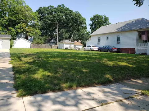 1418 N 3rd St, Springfield, IL 62702 photo 3
