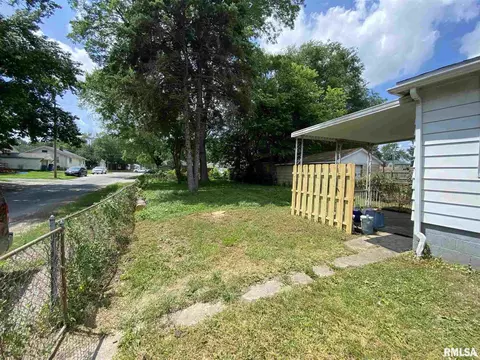 2179 S 12th St, Springfield, IL 62703 photo 8