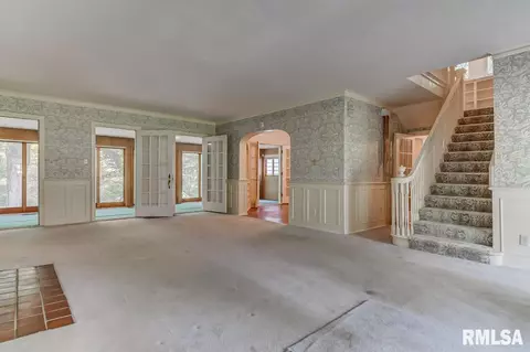 2011 Illini Rd, Springfield, IL 62704 photo 2