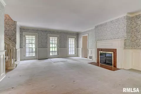 2011 Illini Rd, Springfield, IL 62704 photo 4