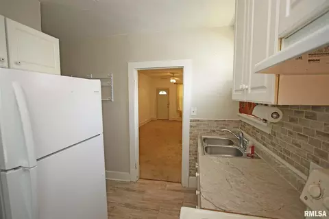 2024 S Pasfield St, Springfield, IL 62704 photo 12