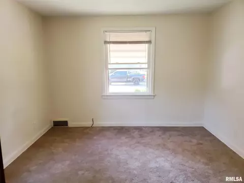 33 Ruth Ct, Springfield, IL 62704 photo 6
