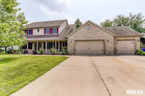 2304 Lake Crest Dr, Springfield, IL 62711 photo 1