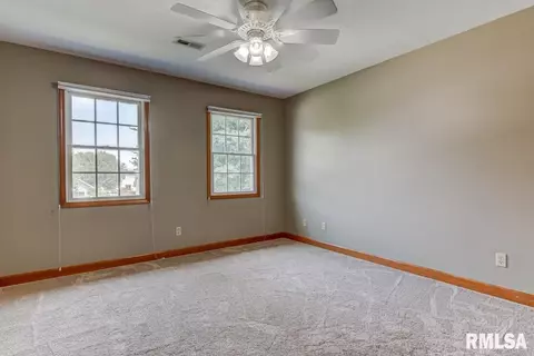 2304 Lake Crest Dr, Springfield, IL 62711 photo 25