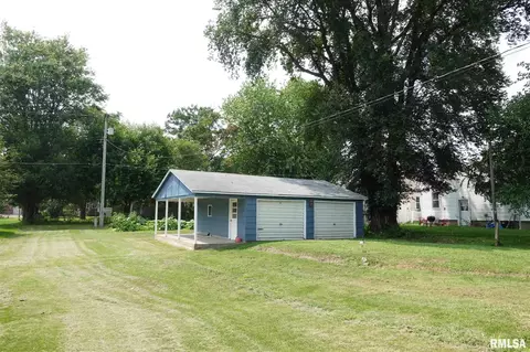 403 S Main St, Abingdon, IL 61410 photo 7