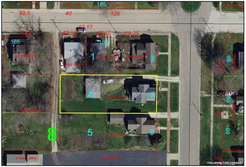 403 S Main St, Abingdon, IL 61410 photo 43