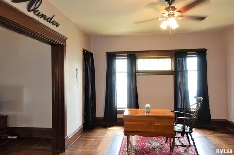 403 S Main St, Abingdon, IL 61410 photo 26