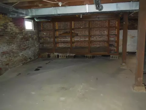 102 E Clay St, Roodhouse, IL 62082 photo 24
