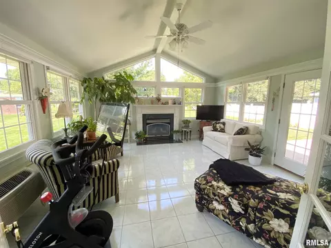 2117 S Lincoln Ave, Springfield, IL 62704 photo 13