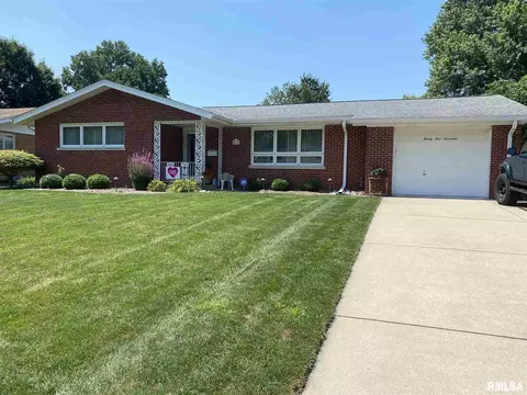 2117 S Lincoln Ave, Springfield, IL 62704 photo 2