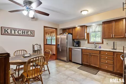 316 Old Tippecanoe Dr, Springfield, IL 62711 photo 15